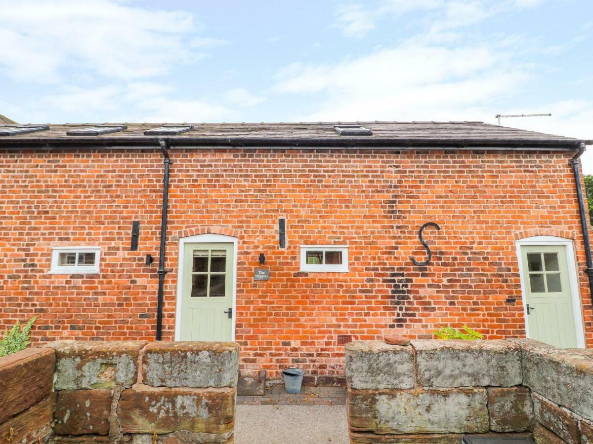 The Shippon Villa Tarporley Exterior photo